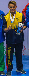 Jossimar Calvo con la medalla de oro de los Juegos Suramericanos 2018