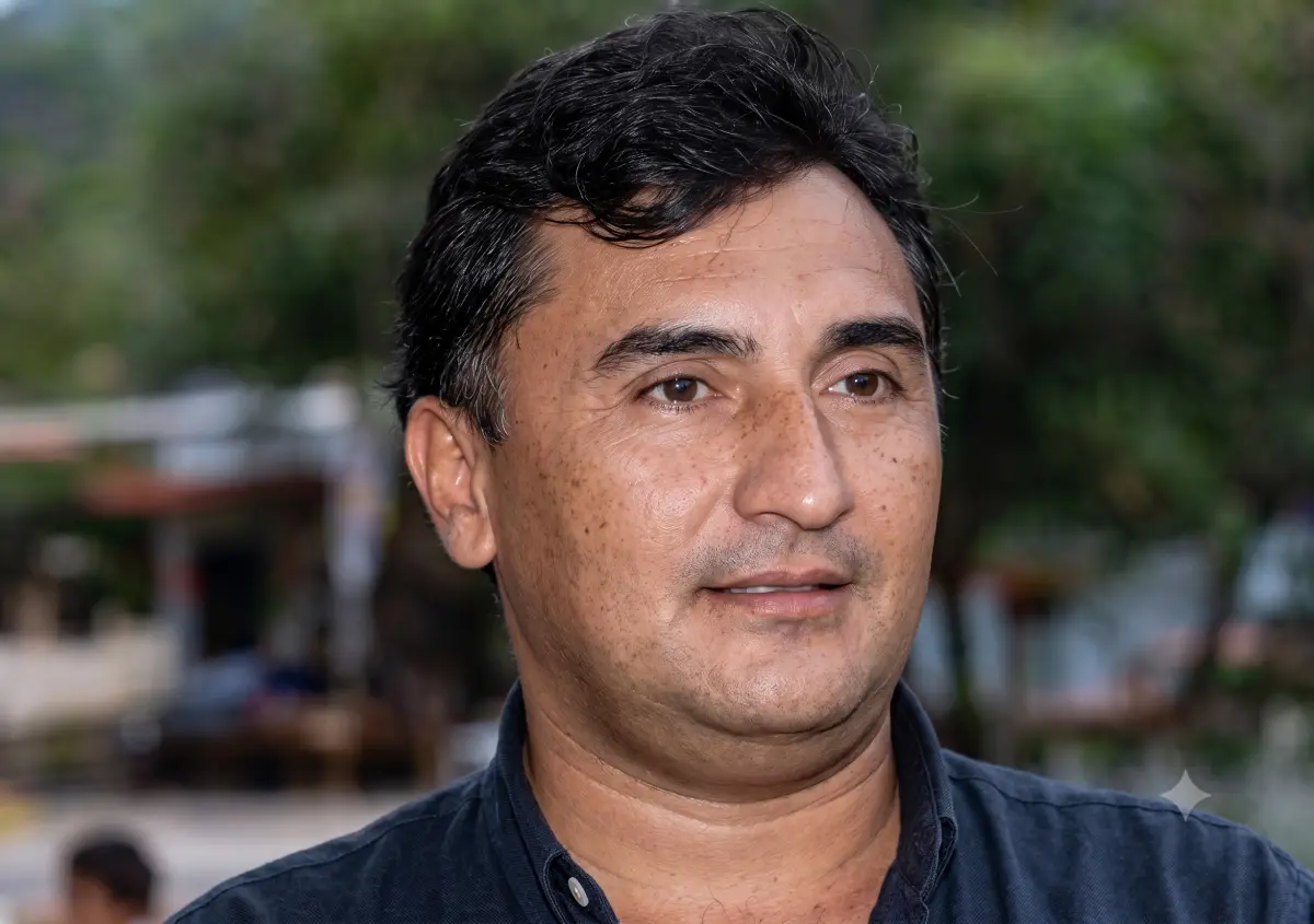 Hugo Alirio Moreno L., escritor del Círculo Rojo Literario