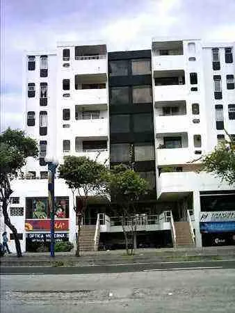 Edificio Tutankamon en la avenida Cero entre las calles 13 y 14.