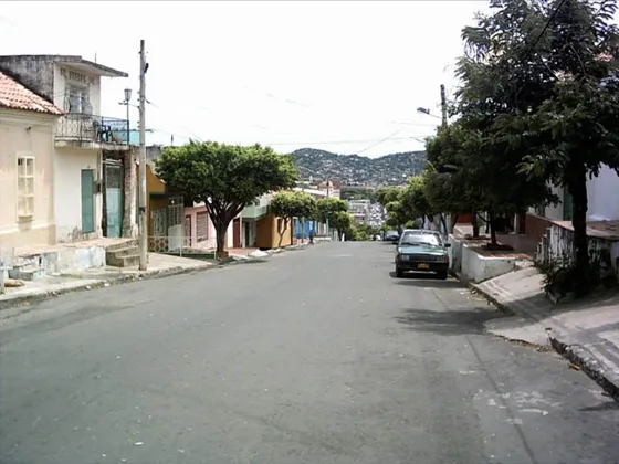 Avenida 8a vista desde la calle 17.