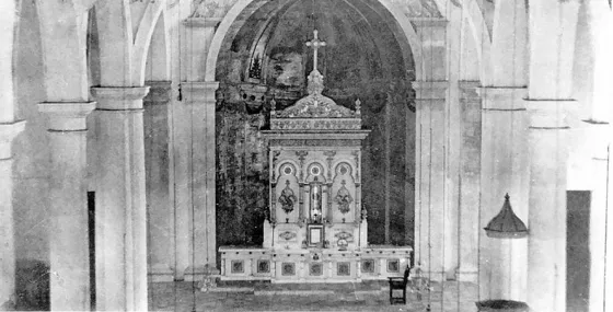 Altar Mayor de la iglesia San José echo en mármol rosa y obsequiado por la colonia italiana conformada por las familias Antommarchi,Spannochia, Piombino, Berti, Fossi, Chiozzone, Illlaramendi y Murzi. Fuente: Cámara de Comercio de Cúcuta.