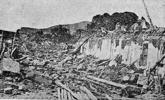 Terremoto. Ruinas de la Casa y Carcel Municipal que estaba ubicada al nordeste de la plaza mayor. 1875. Fuente: Cámara de Comercio de Cúcuta.