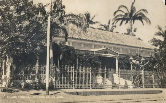 Quinta Cogollo. Esquina avenida 4ª con calle 16. Posteriormente funcionó aquí el colegio militar Agustín Codazzi y actualmente la Universidad Antonio Nariño Foto donada por el doctor Virgilio Durán Martínez