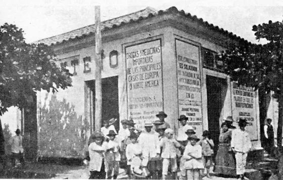 Almacén Luxemburgo. Avenida 6a. Calles 10 y 11. Establecimiento comercial de Cayetano Hernández García, el cual vendía artículos de lujo importados de europa.