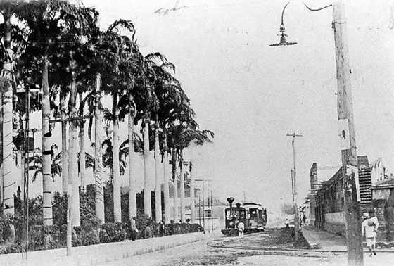 Parque Antonia Santos. Década del 20. Avenida 7 con calle 7. Este fue uno de los principales parques de la ciudad.
