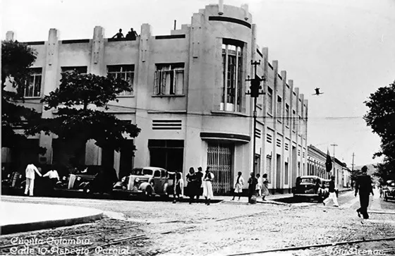 Hotel Palace. Avenida 6a con calle 10. o o e Uno de los hoteles mas lujosos de la ciudad en la década de los 40.