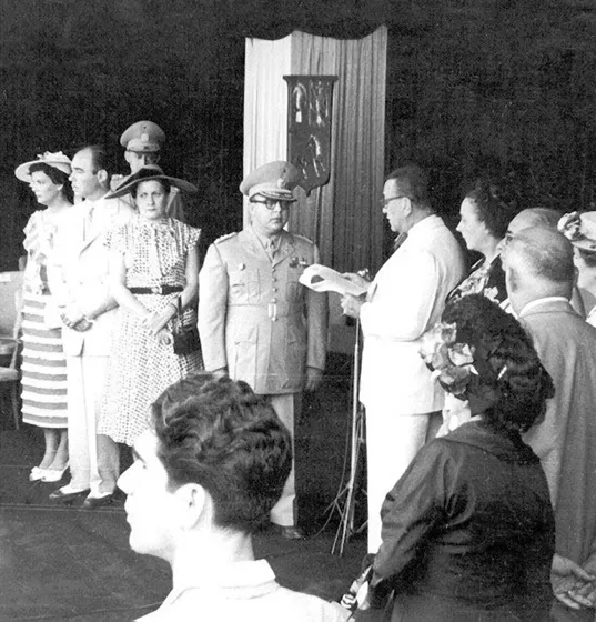 Encuentro de los Presidentes de Colombia y Venezuela Roberto Urdaneta Arbeláez Marcos Pérez Jiménez en el Puente Internacional Simón Bolivar. Marzo 21 de 1953.