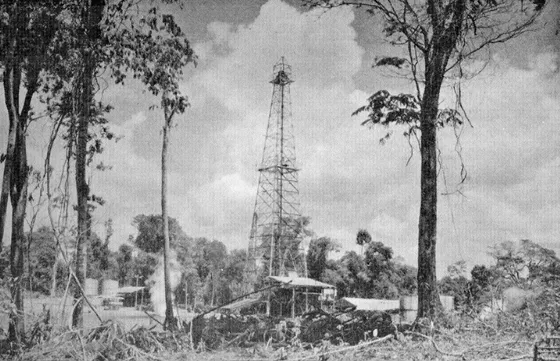 Pozo petrolero en la región del Catatumbo, explotado por la empresa norteamericana Colombian Petroleum Company.Década del 50.