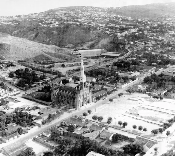 Iglesia San Luís Gonzaga. Barrio San Luis. Década del 70.