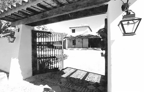 Entrada principal de la Quinta del General Santander.