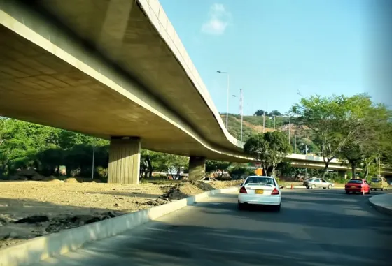 Nuevo Puente elevado en la Redoma San Mateo