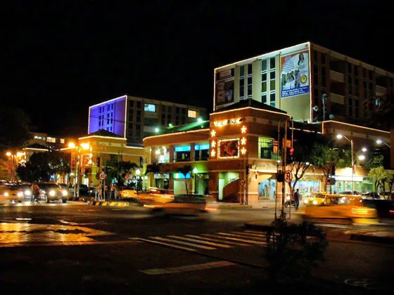 Centro Comercial Gran Bulevar
