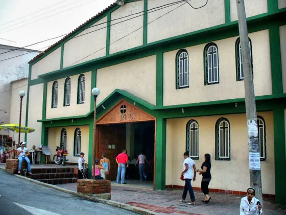 Iglesia en el barrio Loma de Bolívar