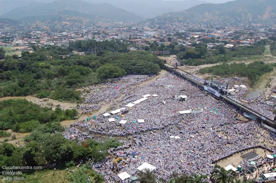 Recordando el concierto Paz sin Fronteras organizado por Juanes en el 2008 en el puente Internacional Simón Bolívar.