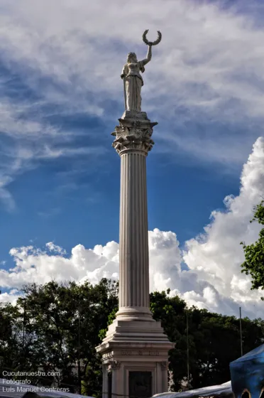 Estatua de la Victoria en el parque Colón. Cúcuta