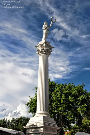 Estatua de La Victoria en el parque Colón. Cúcuta