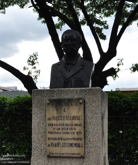Monumento al ingeniero Francisco de Paula Andrade. Cúcuta