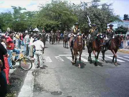 Policía montada en el desfile