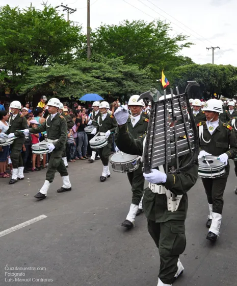 Liras de la banda de la Policía