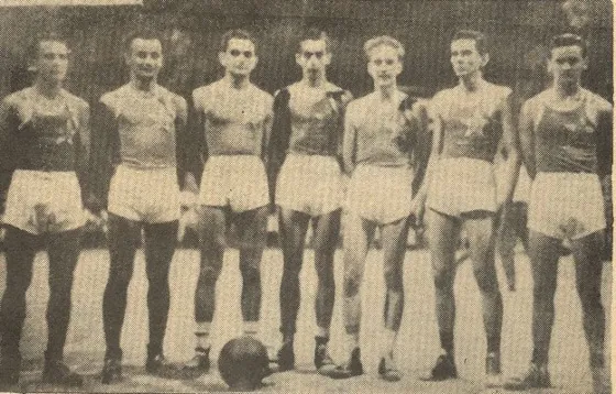 Equipo La Salle 1950. De izquierda a derecha: Álvaro Gil, Álvaro Ramírez Lares, Pedro Entrena Parra, Antonio José Ramírez, Francisco Contreras y Alfredo Garbiras