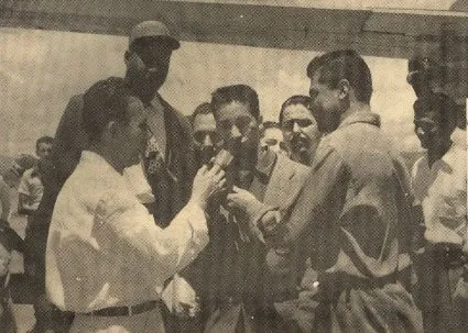 El 8 de Julio de 1955 llegaron a Cúcuta los jugadores seleccionados para representar a Colombia en el XVI Suramericano de Basket, Carlos Ramírez París y Carlos Díaz entrevistan para Radio Guaimaral A Carlos Flores y a Edison Cristopher que acaban de bajar del avión
