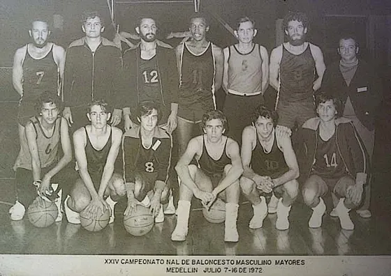 En este Campeonato XXIV Nacional Masculino Mayores en Medellín en Julio de 1972 Hugo Hernández ocupó el segundo lugar como encestador