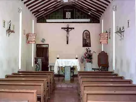 Interior de la Capilla del Cementerio Central.