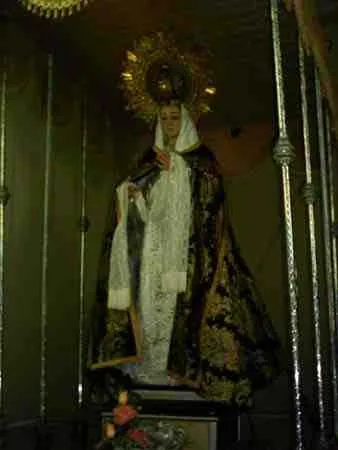 Virgen La Dolorosa Catedral San José. Avenida 5a frente al Parque Santander.
