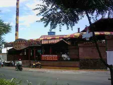 Restaurantes y comidas rápidas en el Malecón