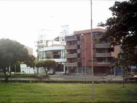 Edificios residenciales frente al Malecón