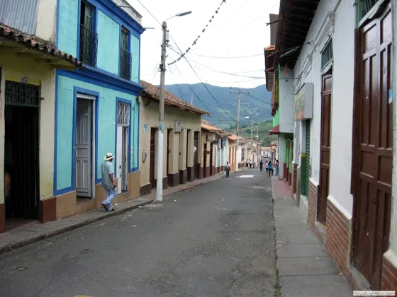 Calle Principal Salazar de las Palmas, Norte de Santander, Colombia