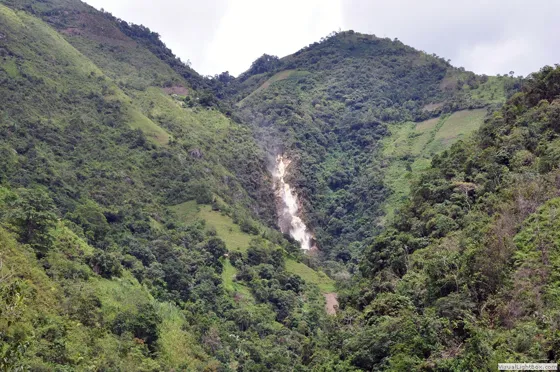 Cascada La Caramba en Cáchira, Norte de Santander