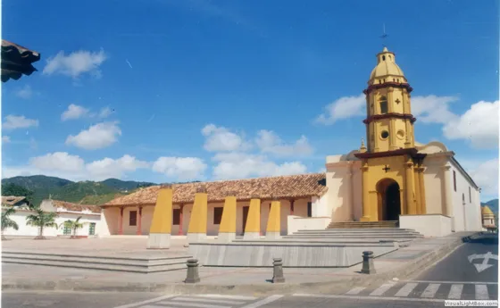 Convento y Templo de San Francisco en la ciudad de Ocaña, Norte de Santander - Colombia