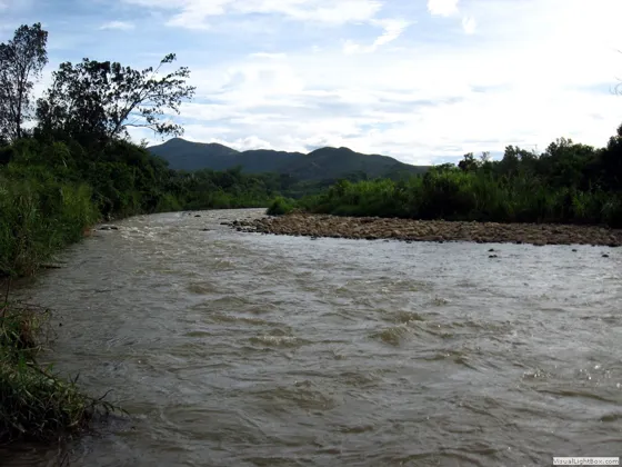 El río Pamplonita entrando a la ciudad de Cúcuta
