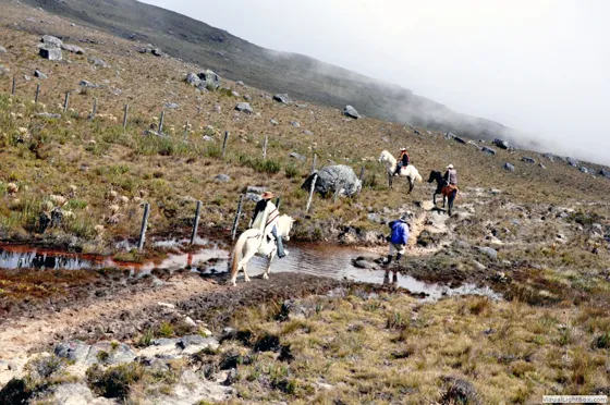 La boca del túnel Ecoturismo desde la Altura Paramo de Guerrero
