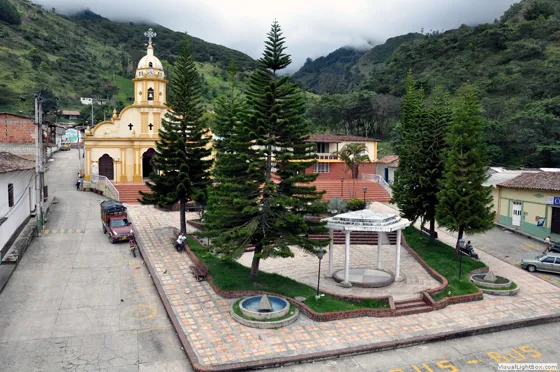 Plaza y Templo Parroquial de Cáchira, Norte de Santander