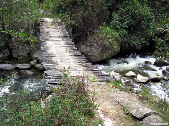 Puente de La Vega sobre el río Cáraba, Silos, Norte de Santander - Colombia