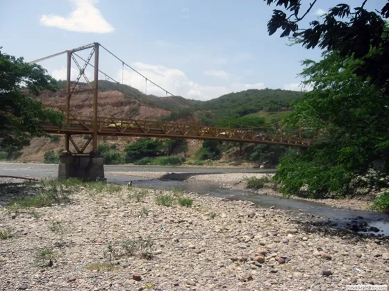 Puente Mariano Ospina Pérez sobre el río Zulia, Norte de Santander - Colombia
