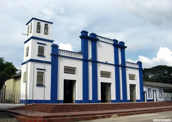 Templo de San Luis Beltrán de Tibú