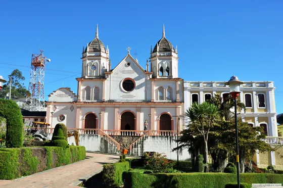 Templo Parroquial de Herrán, Norte de Santander, Colombia (2)