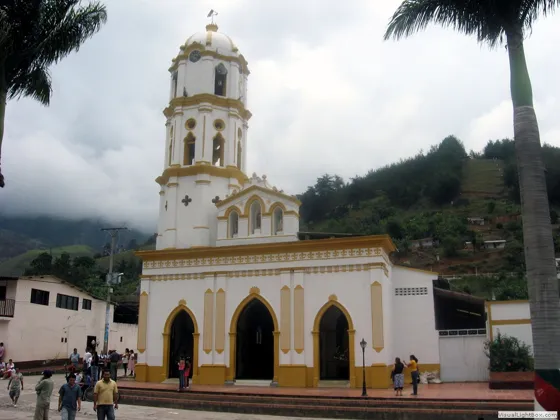 Templo Parroquial de San Pedro Apóstol, Villa Caro, Norte de Santander