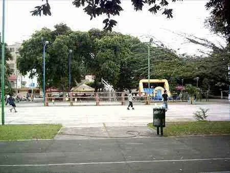 Juegos inflables en un parque