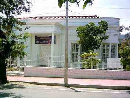 Fundación San Martín, segunda sede. Avenida 5a con calle 15.